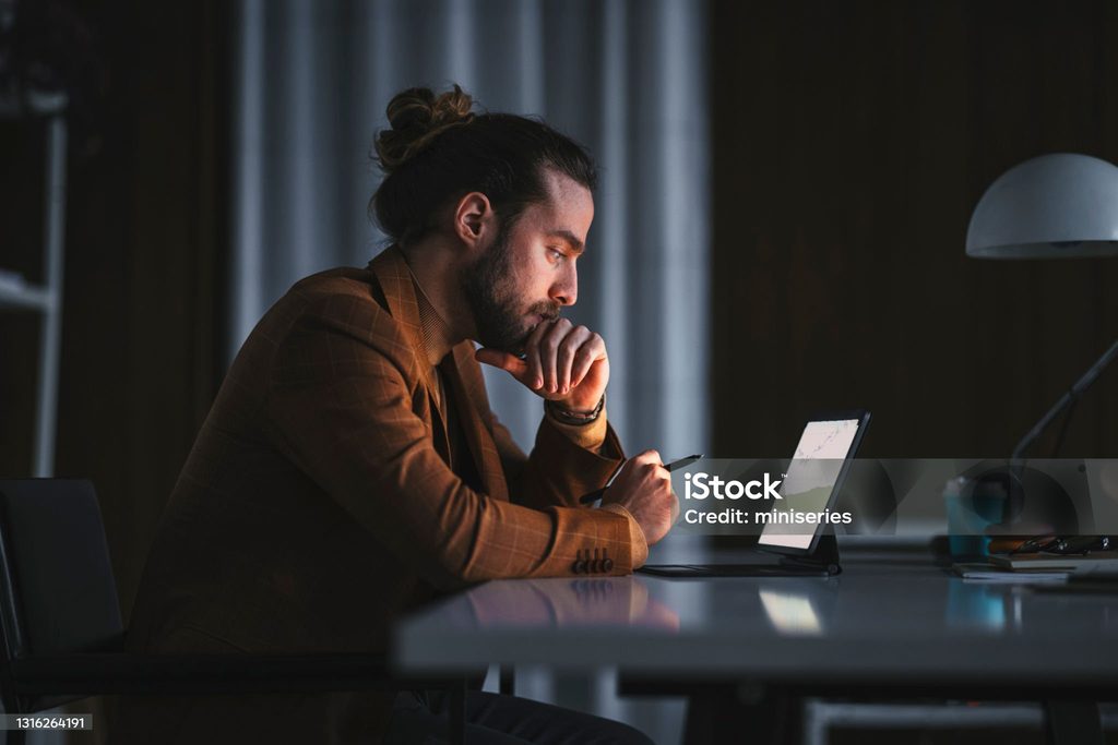 AI Automation for Freelancers: How to Earn $500–$2,000/Month with No Coding Proven Guide AI automation for freelancers scaling from 500 to 2000 dollars per month with retainers